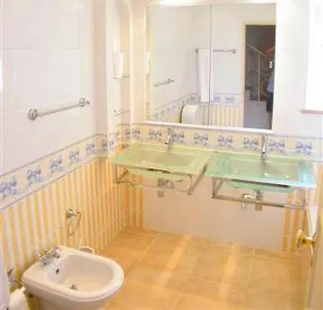 Sleeps 4 With Air Con And Wifi Appartement *
